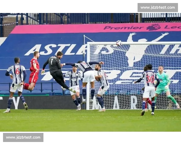 门将神扑绝杀瞬间惊艳全场 展现超凡反应与决胜关键时刻技巧 门将神扑绝杀瞬间惊艳全场 展现超凡反应与决胜关键时刻技巧